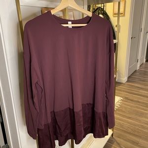 LULULEMON workout top